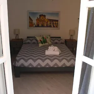  Pensión Ortyx Mini